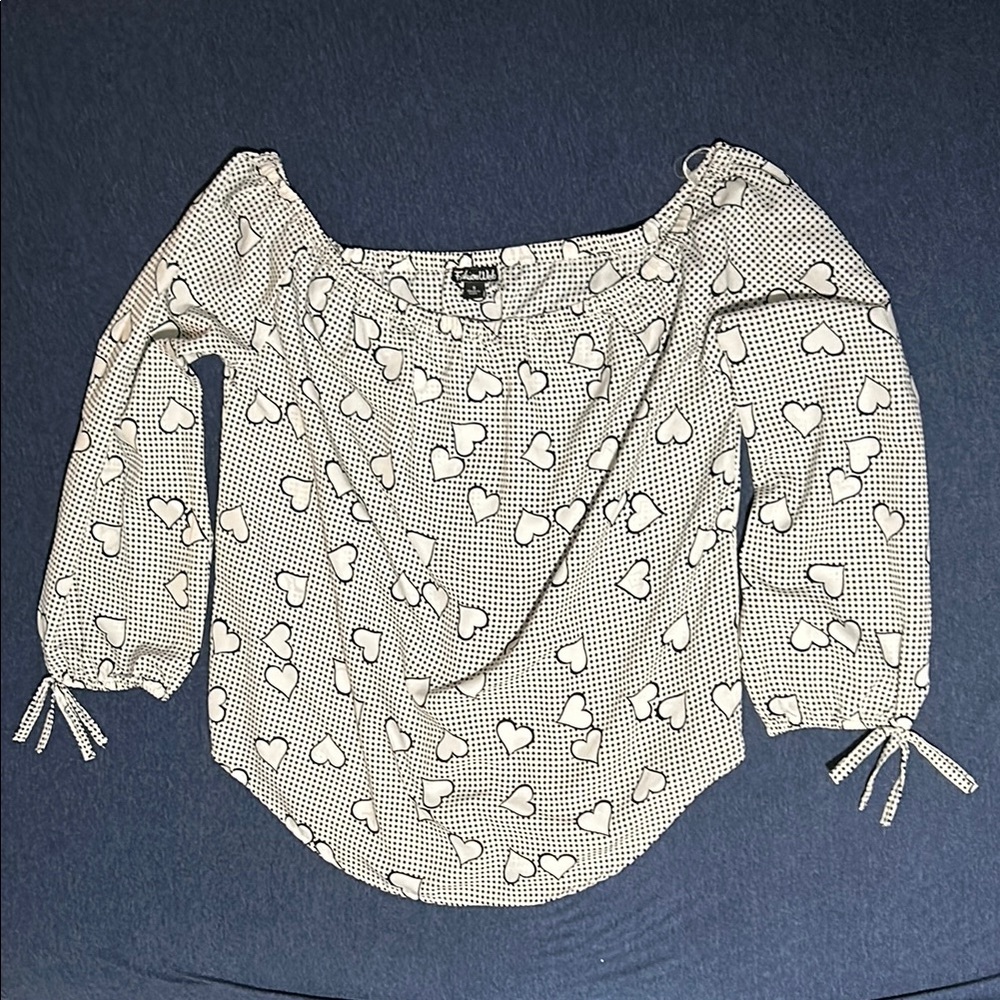 Heart Print Off-Shoulder Top